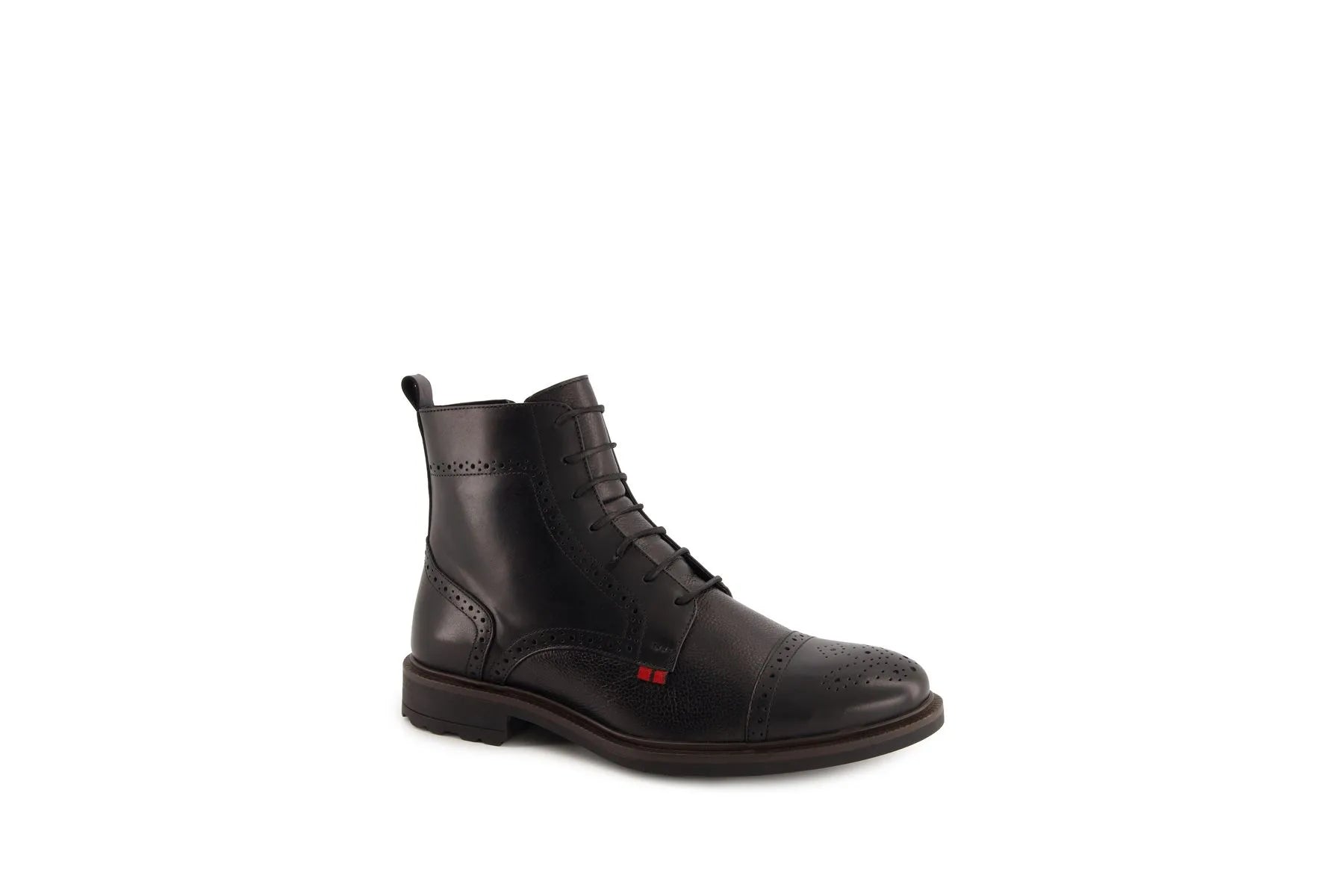 Bota de piel color negro