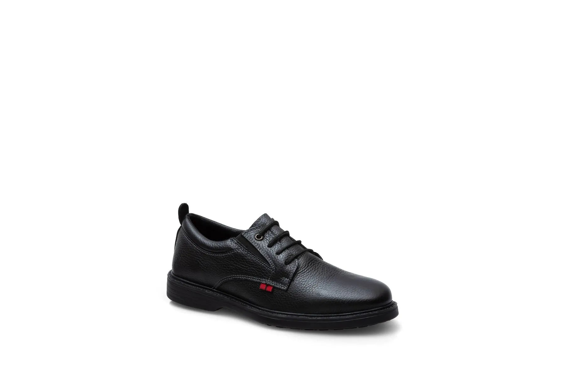 Zapato de piel color negro