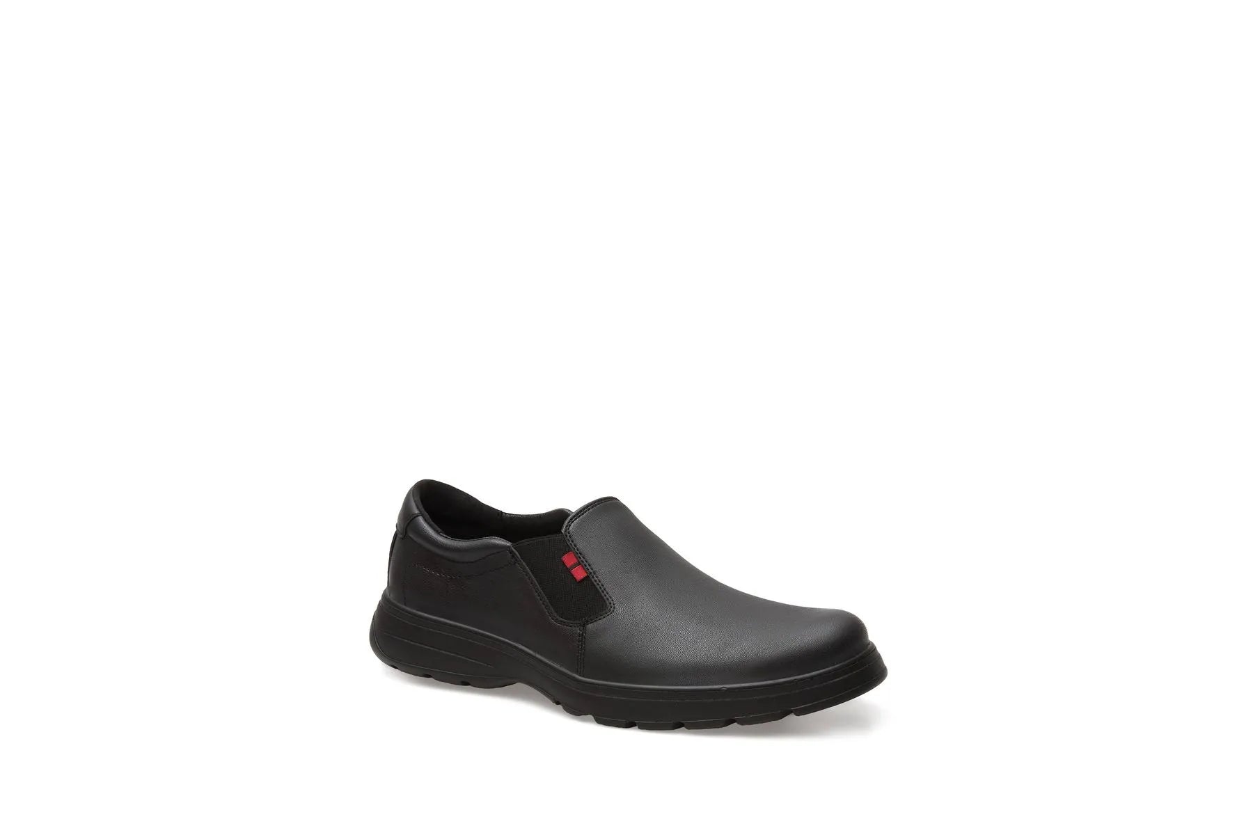Zapato sintetico color negro