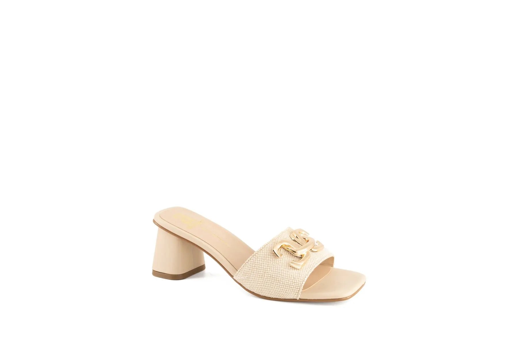 zapatilla color nude para mujer