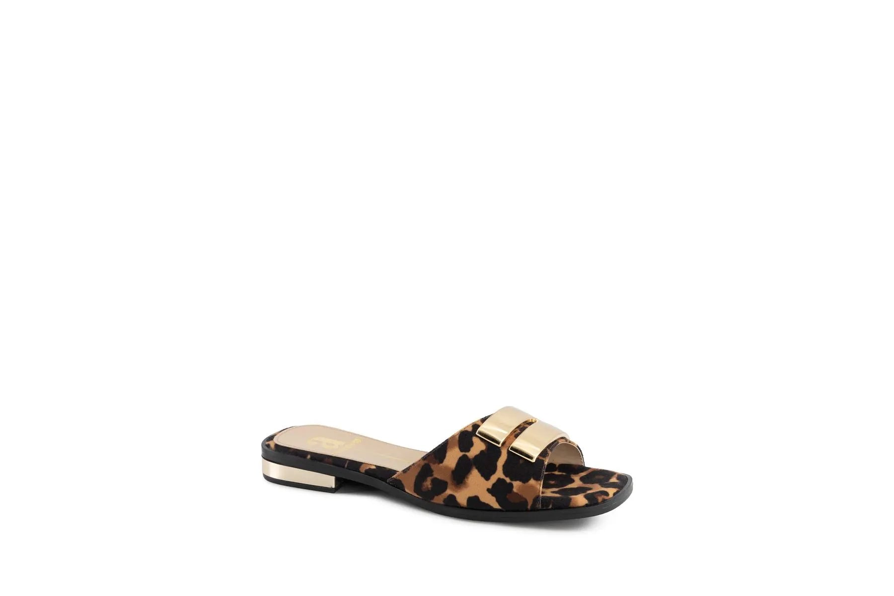 zapatilla color negro para mujer