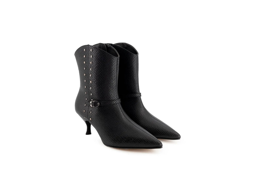 Bota Casandra