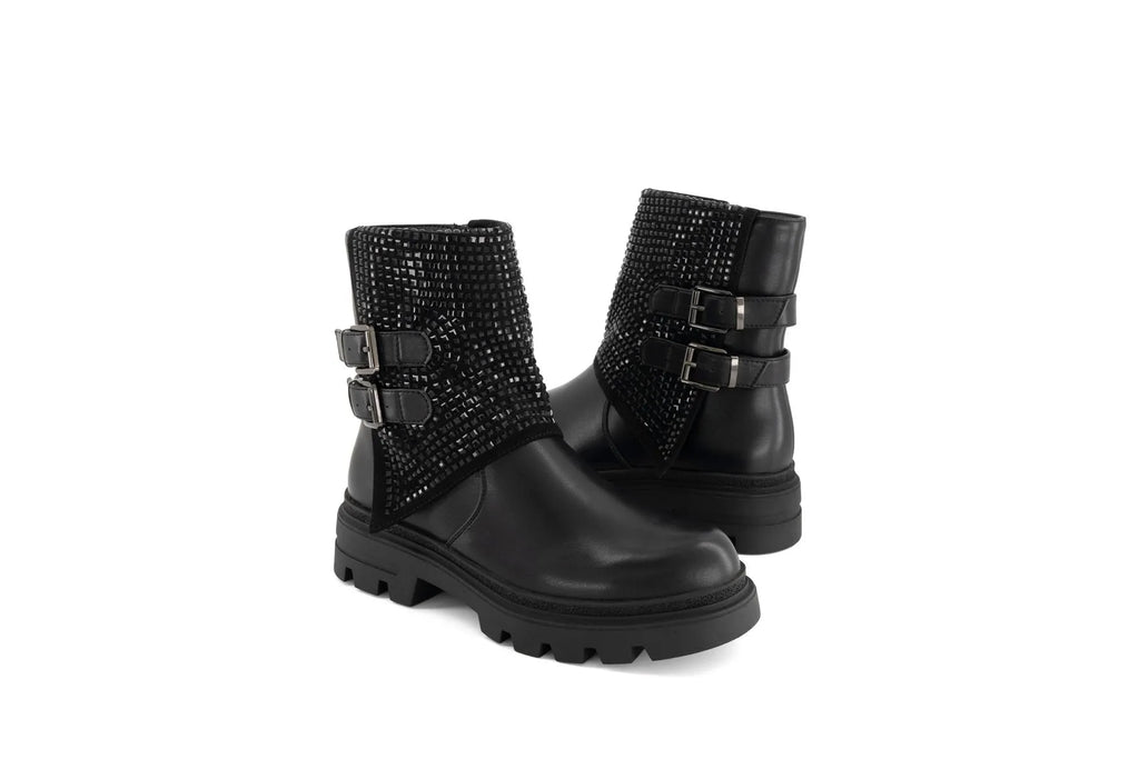 Bota Anika